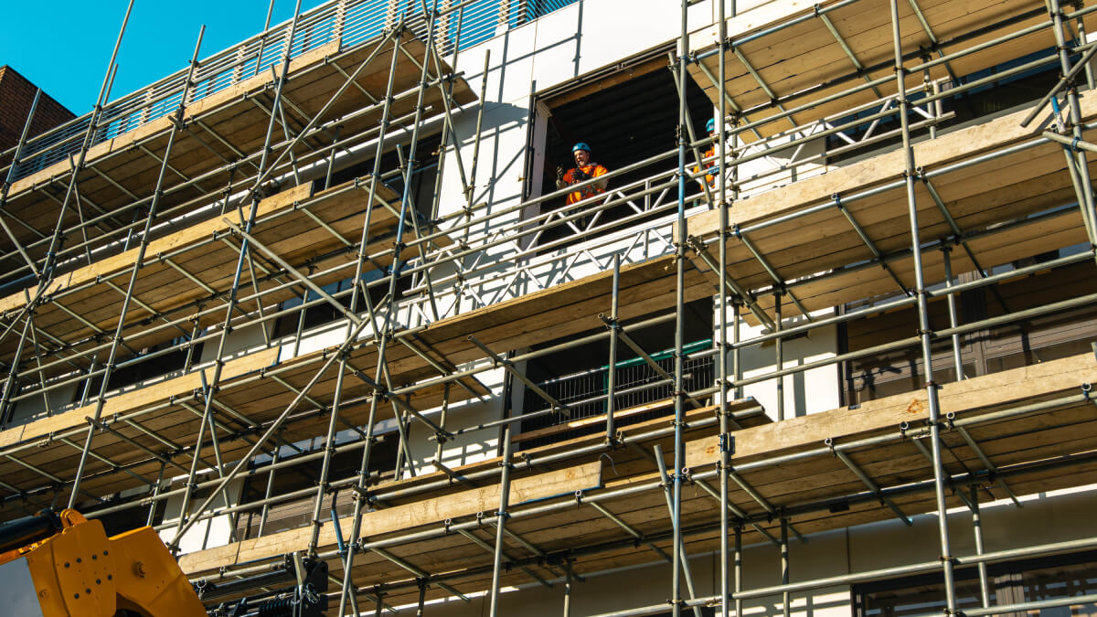 Two scaffolders